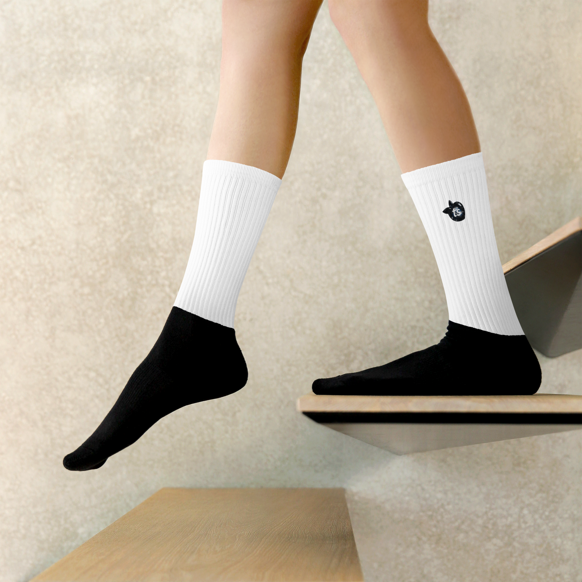 tsgabrielle® • Para Ella • Calcetines • Black Peach - View 6